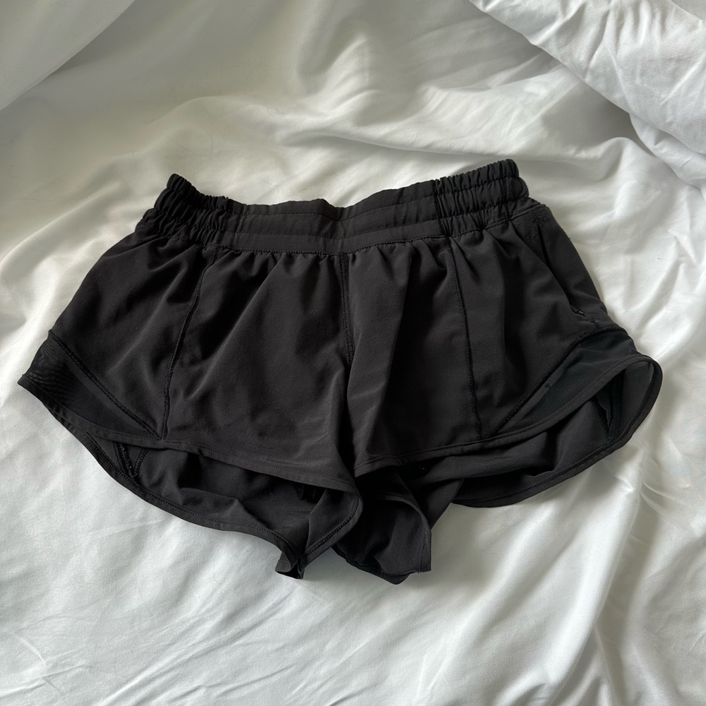 Lululemon shorts size 4